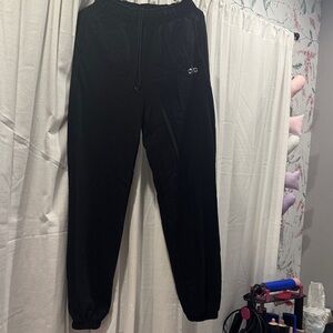Alo Yoga Accolade Jogger Sweatpants